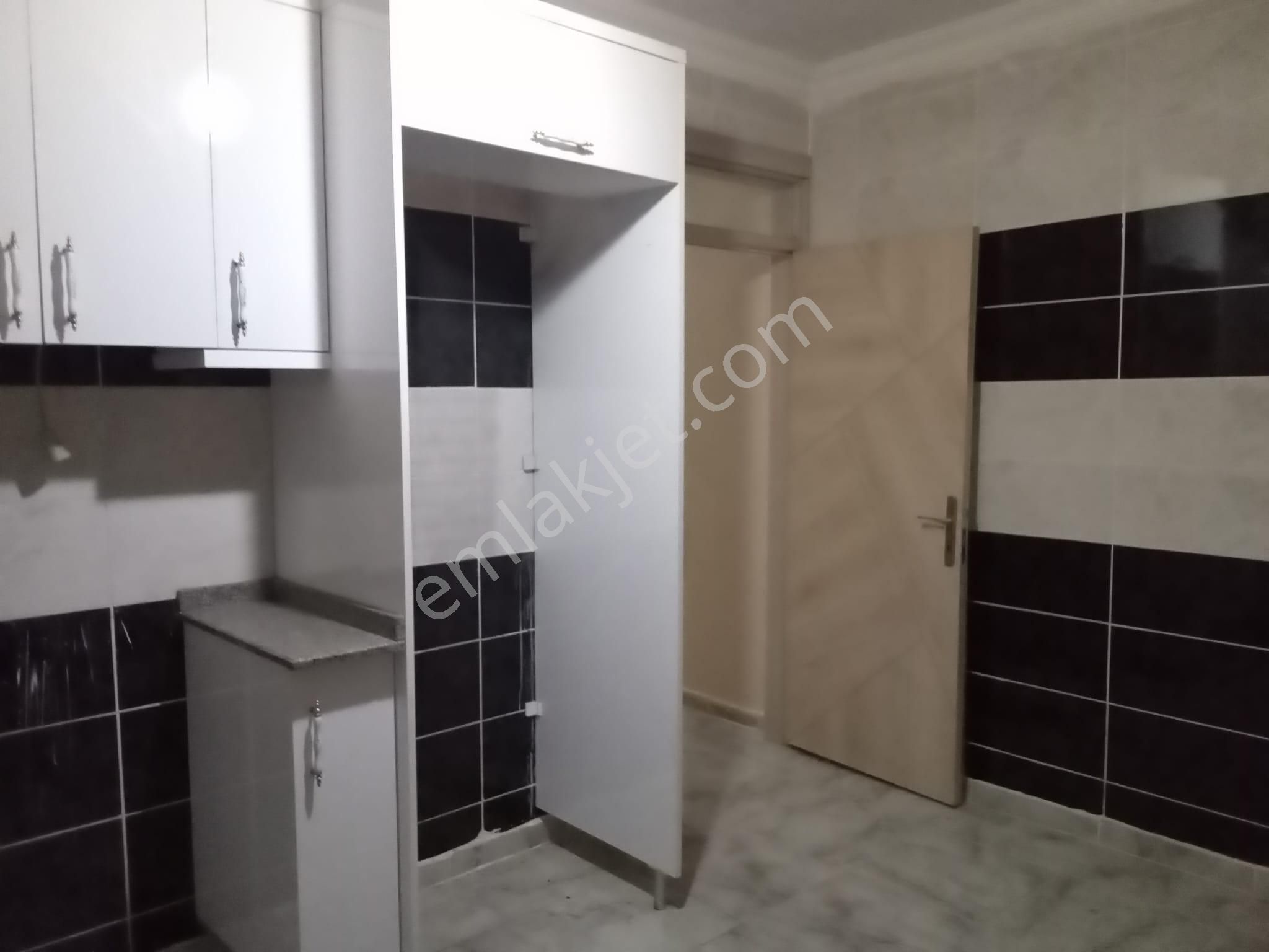 World İlkevim'den Şehrin En Yoğun Noktasında Kiralık 3+1 Daire - Görsel 6