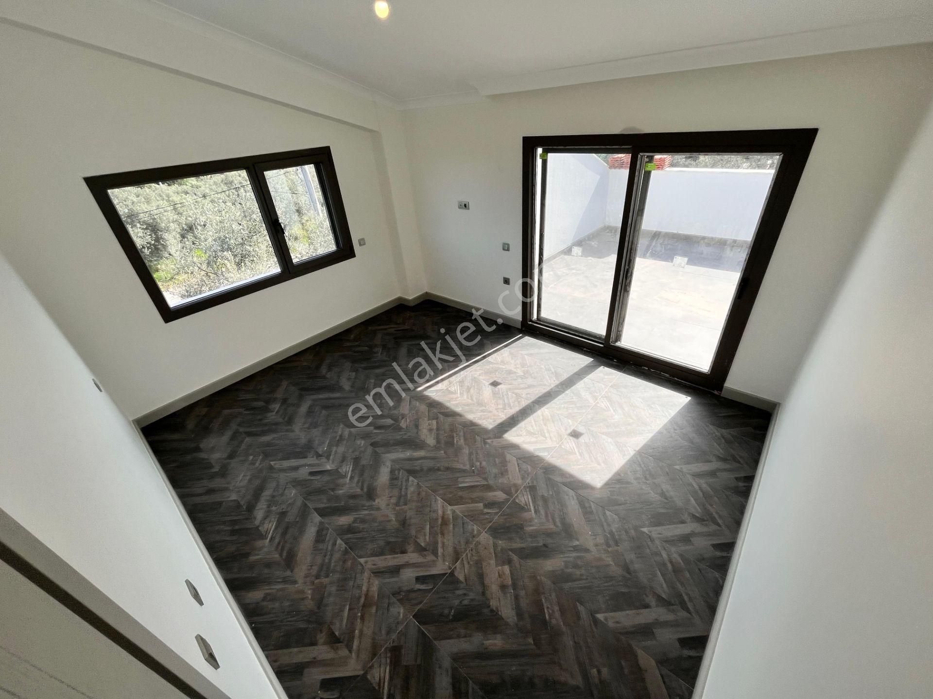 Parstan Gürede Deniz Manzaralı Tam Bağımsız Lüks 4+1 Villa - Görsel 20