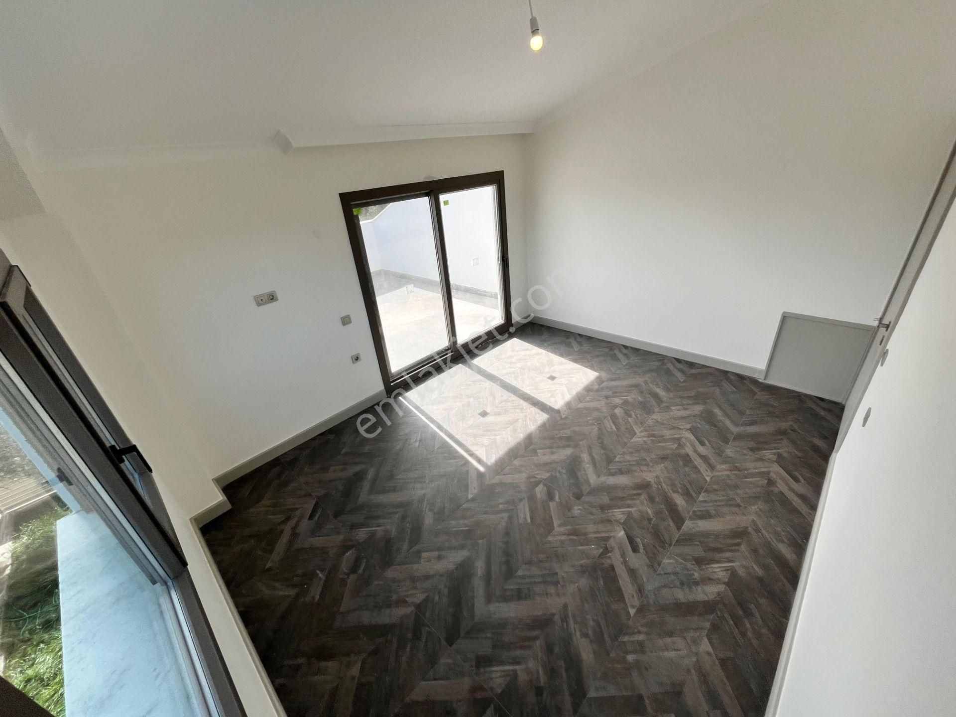 Parstan Gürede Deniz Manzaralı Tam Bağımsız Lüks 4+1 Villa - Görsel 22