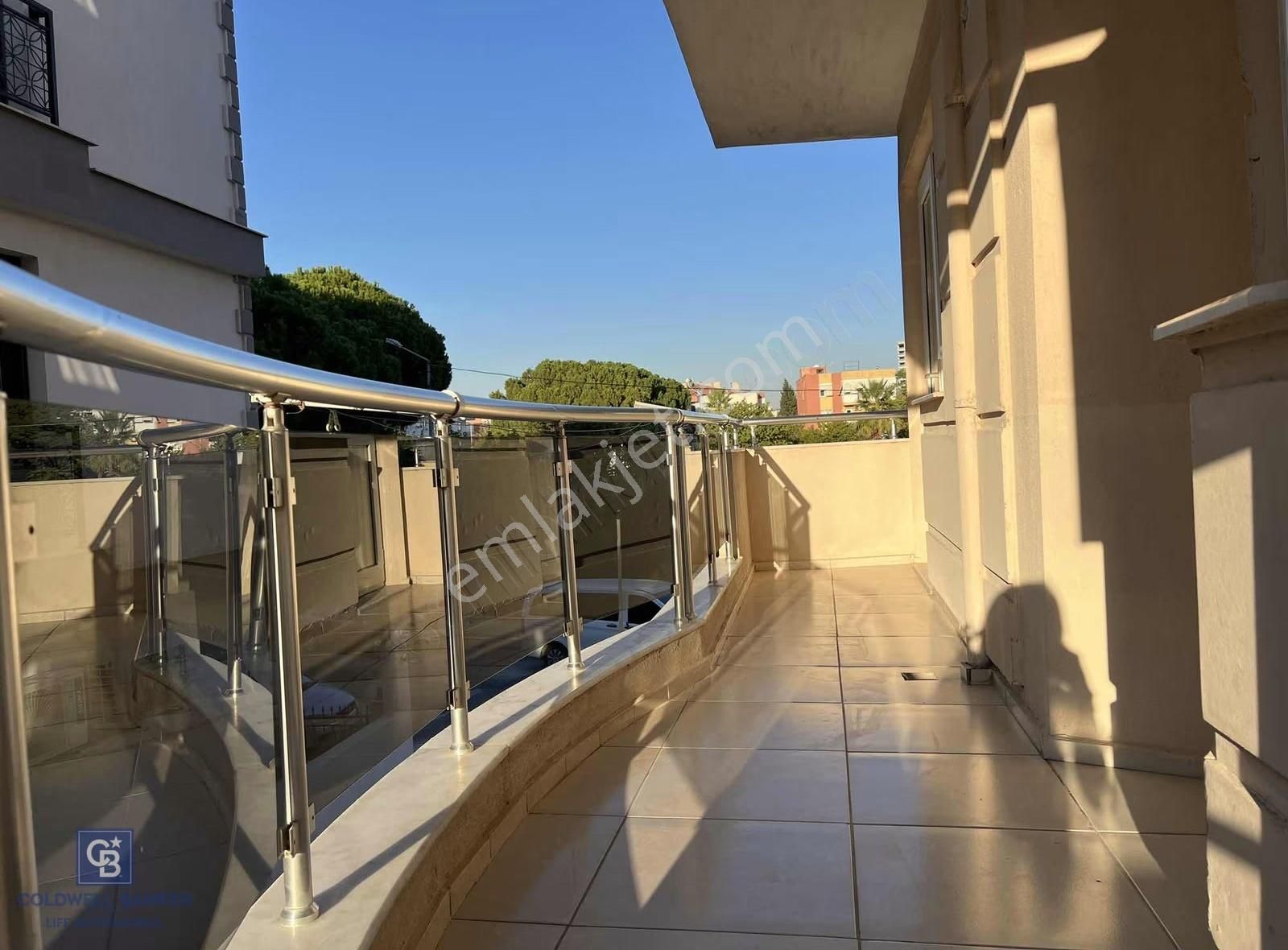 Menemenin En İyi Lokasyonun Da Satılık 3+1 Daire - Görsel 7