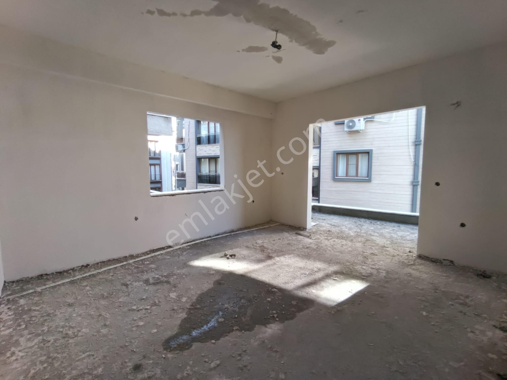 Golden Globy, Edremit Hamidiye Mahallesi Yıltur İnşaat Evlerinde Satılık 2+1 Daire - Görsel 23