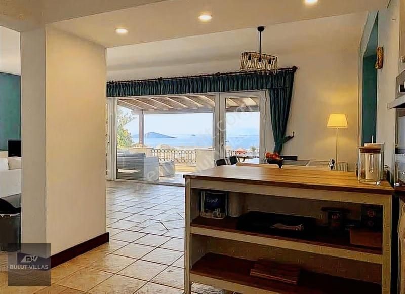 Bodrum Turgutreis De Deniz Ve Marina Manzaralı Mustakil Villa. - Görsel 17