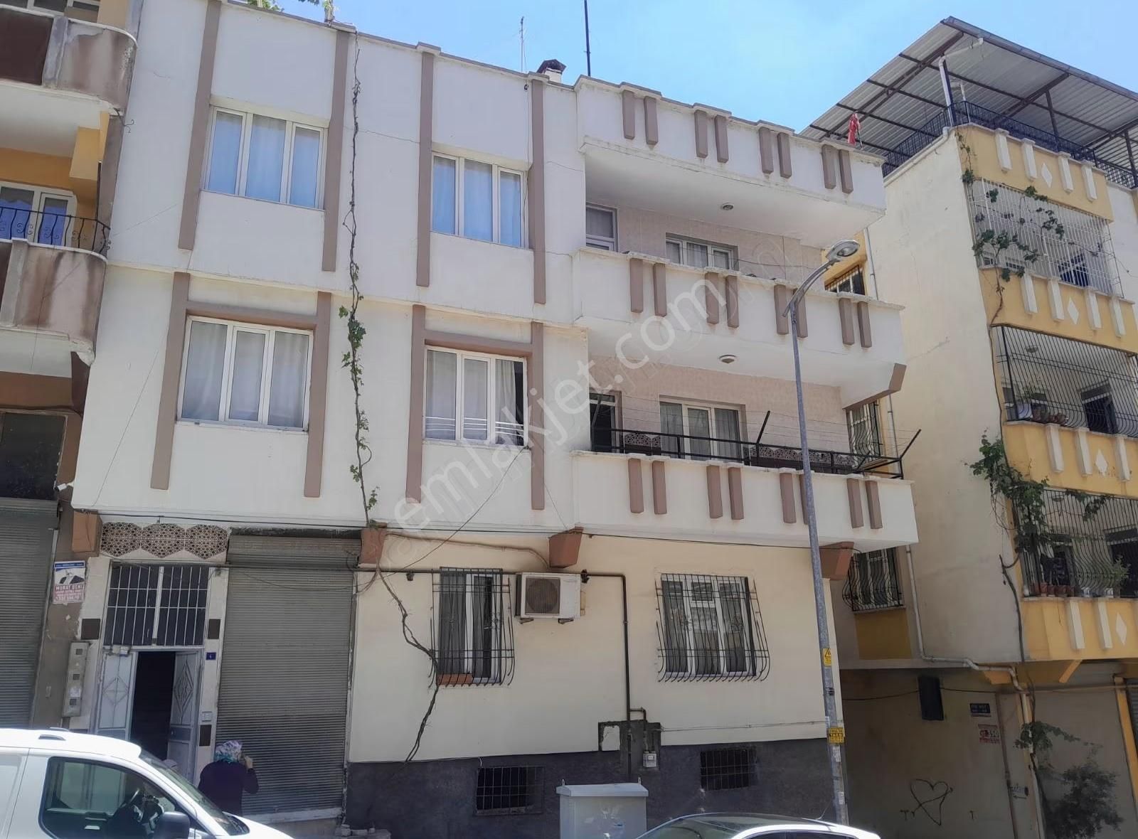 Zeytinli Mahallesinde 3 Katlı Mustakil Satlık - Görsel 8