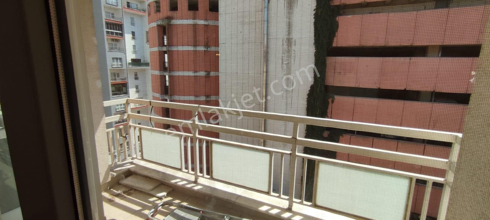 Bursa Şehreküstü Metrosuna Yürüme Mesafesinde 3+1 Geniş Daire - Görsel 24