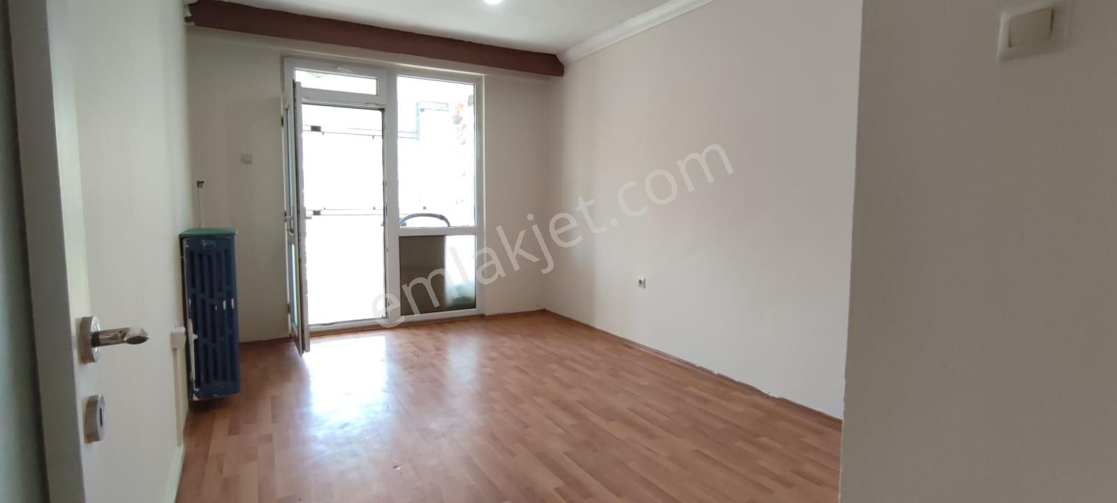 Bursa Şehreküstü Metrosuna Yürüme Mesafesinde 3+1 Geniş Daire - Görsel 7