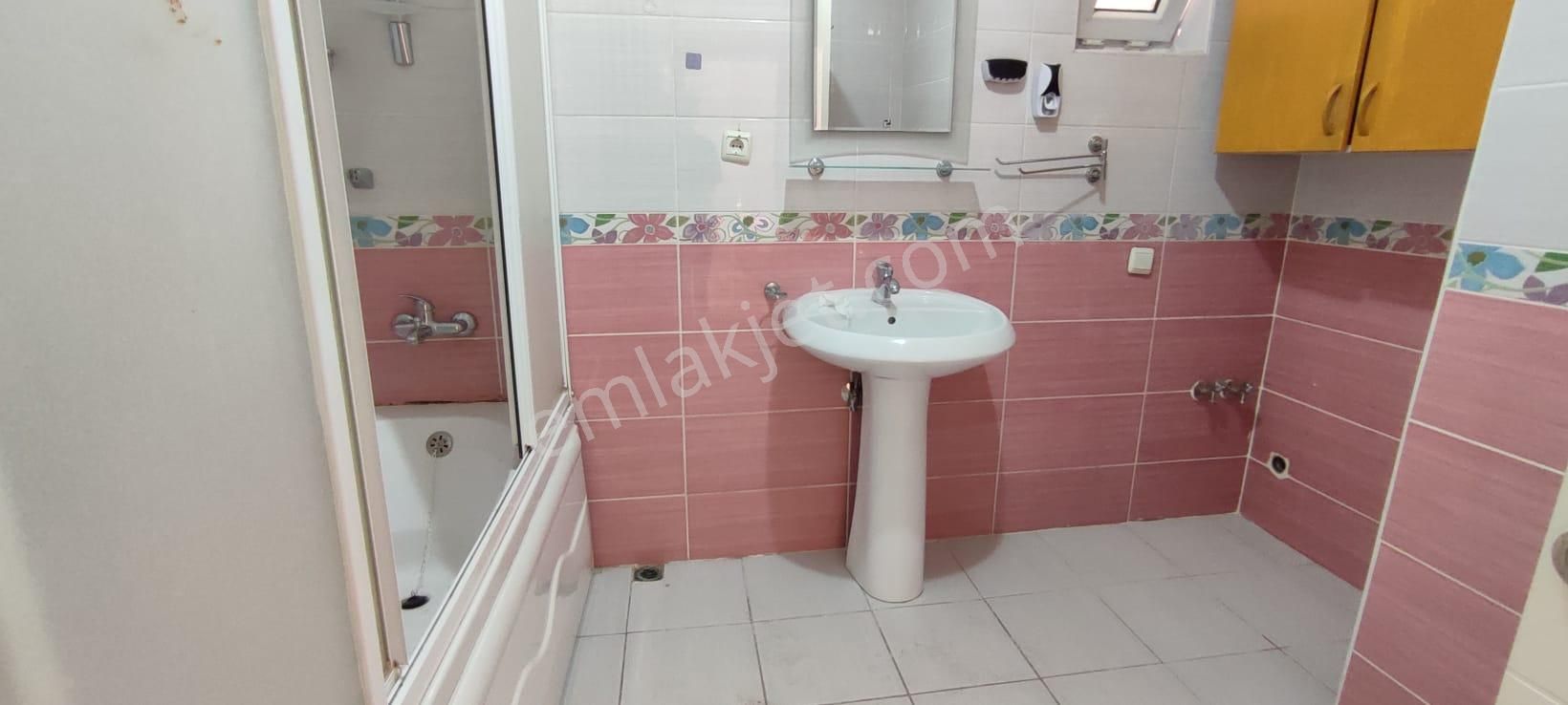 Bursa Şehreküstü Metrosuna Yürüme Mesafesinde 3+1 Geniş Daire - Görsel 17