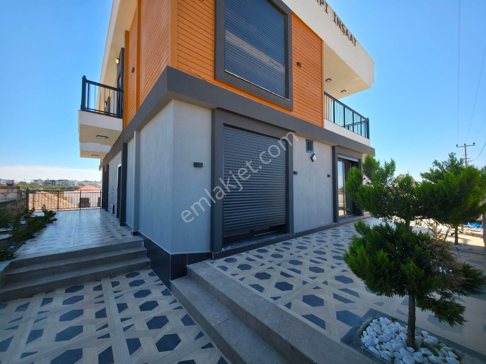 Havuzlu ,hamamlı Ve Saunalı 4 +1