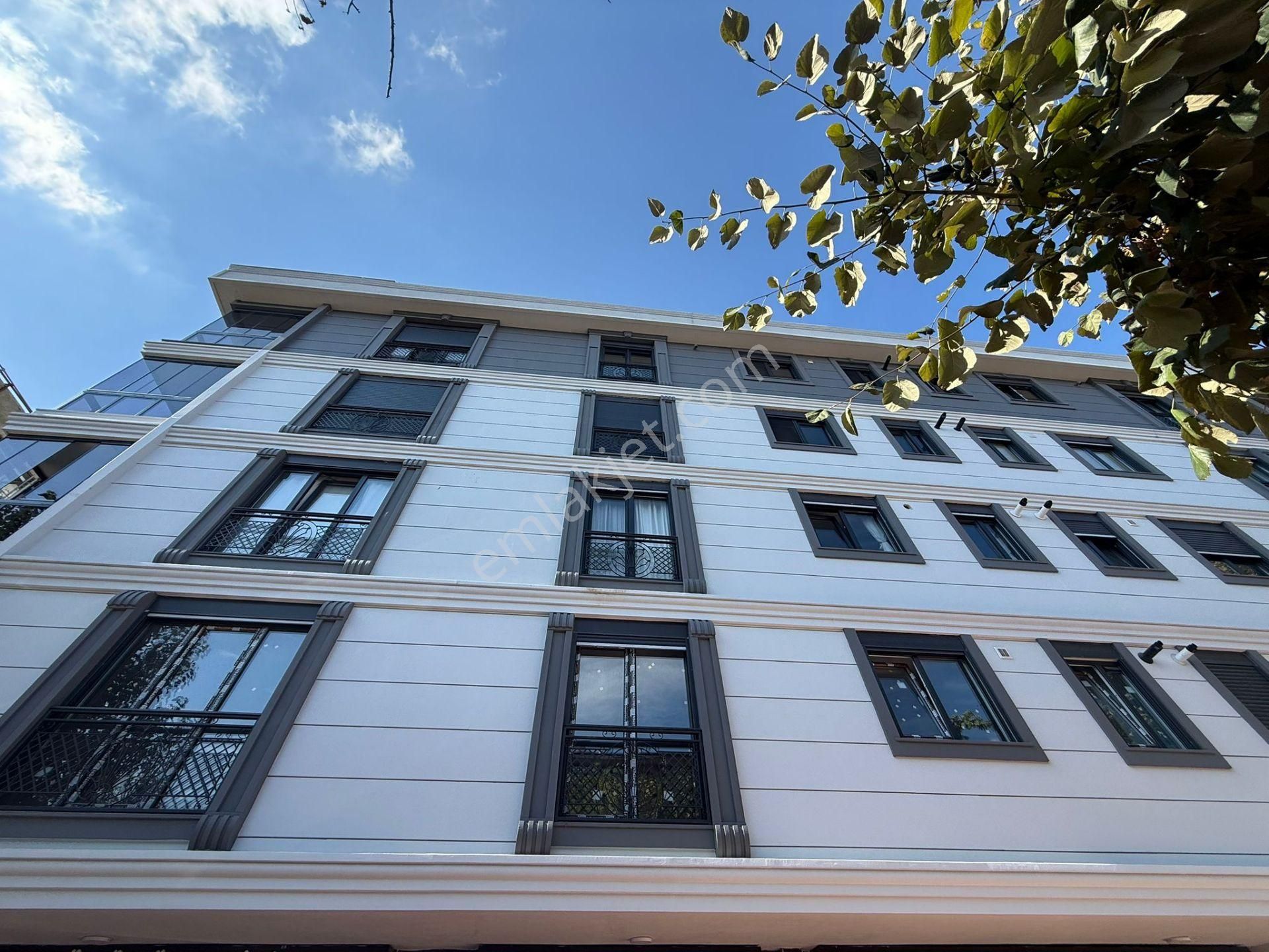 İstanbul House'dan Bahçelievler Merkezde 3+1 Ara Kat Sıfır 135m2