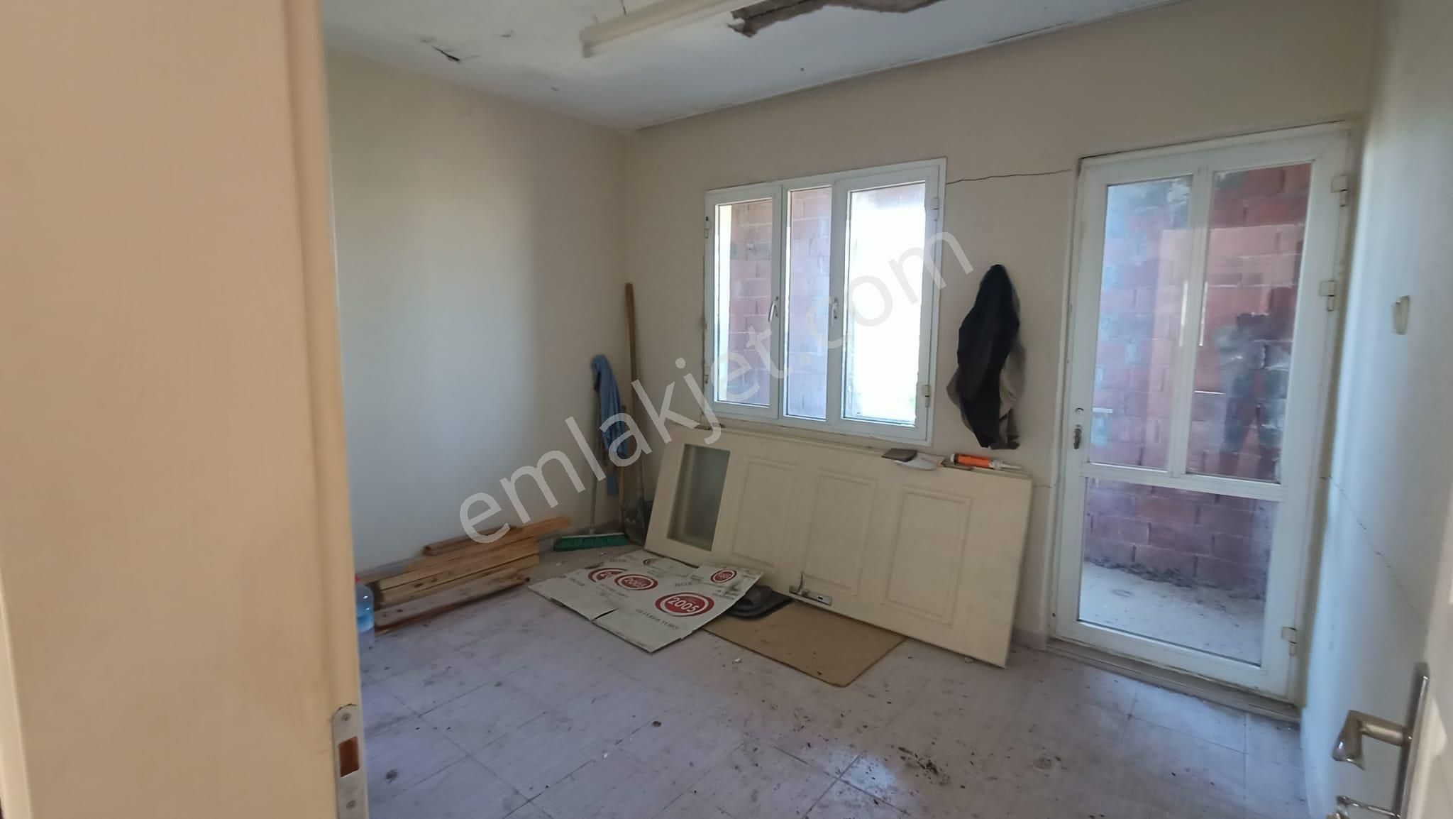 Bergama Liman Bölgesi Zeytindağda Satılık Natamam Dubleks - Görsel 11