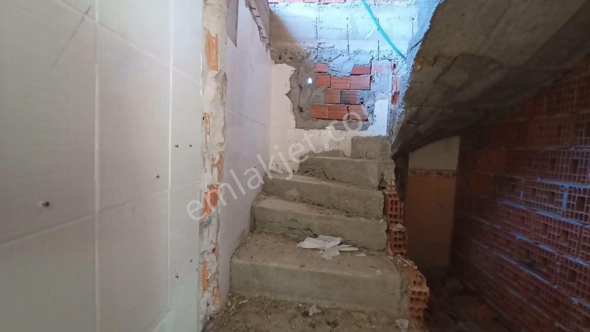 Bergama Liman Bölgesi Zeytindağda Satılık Natamam Dubleks - Görsel 20