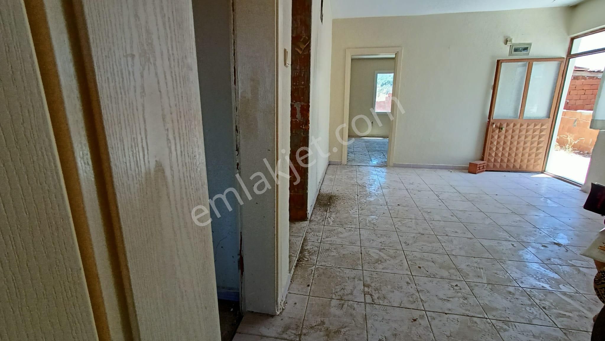 Bergama Liman Bölgesi Zeytindağda Satılık Natamam Dubleks - Görsel 9