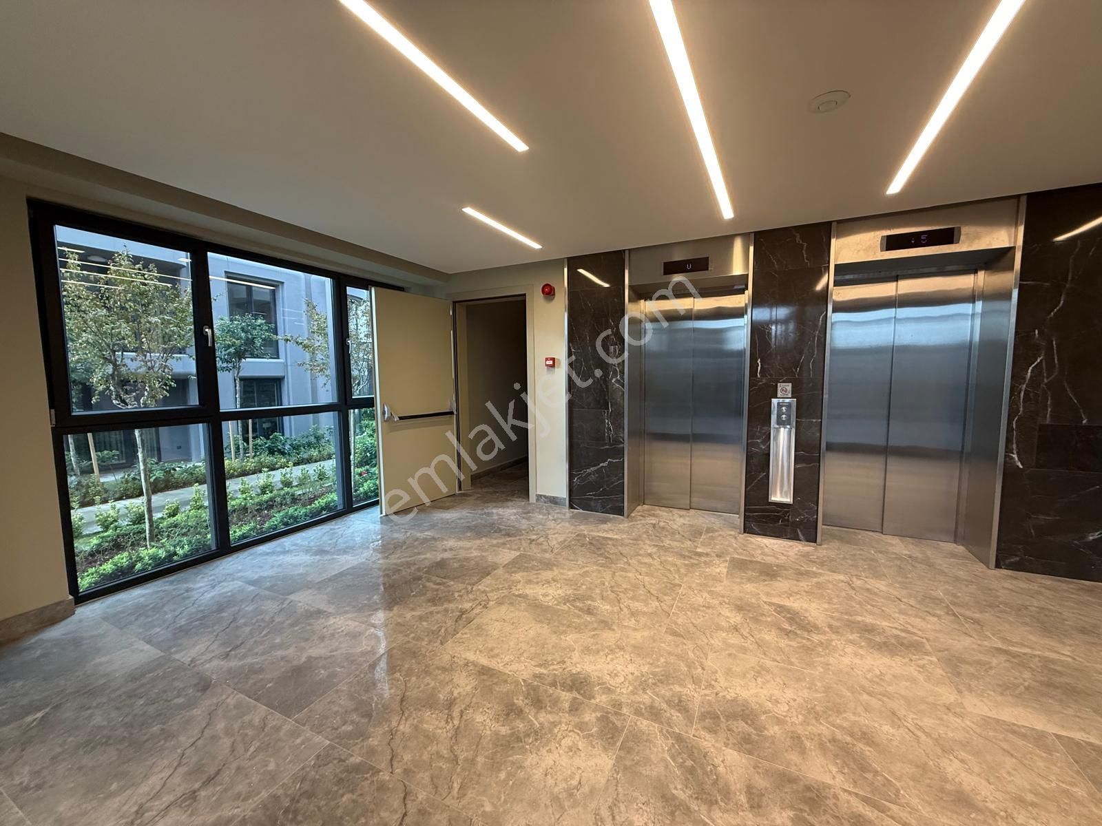 İstanbul House'dan Sinpaş Boulevard Sitesinde 1+1 Ara Kat Daire - Görsel 17