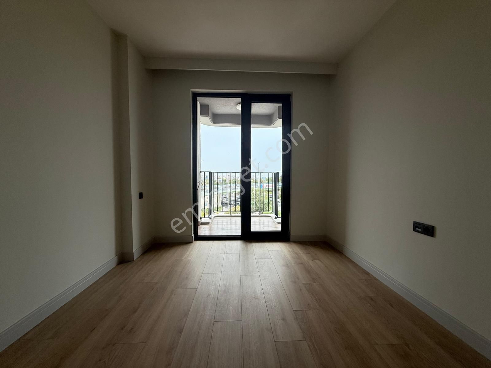 İstanbul House'dan Sinpaş Boulevard Sitesinde 1+1 Ara Kat Daire - Görsel 4