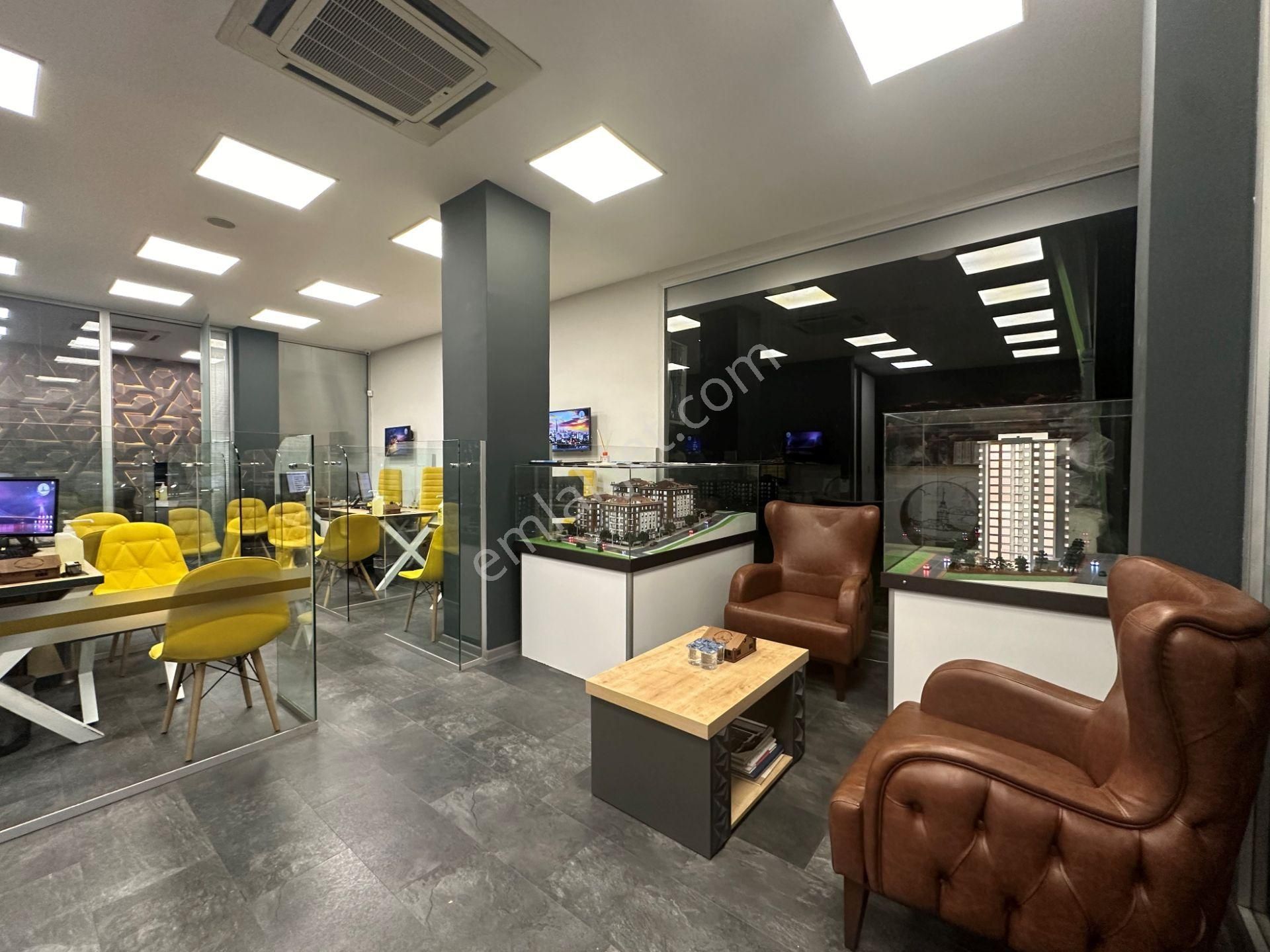 İstanbul House'dan Sinpaş Boulevard Sitesinde 1+1 Ara Kat Daire - Görsel 27