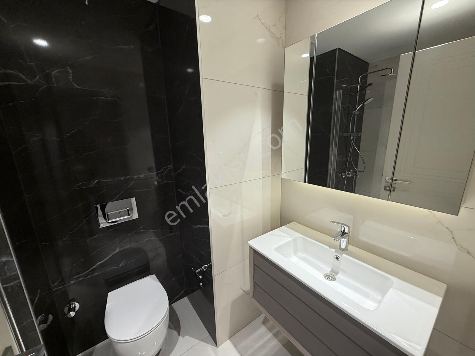 İstanbul House'dan Sinpaş Boulevard Sitesinde 1+1 Ara Kat Daire - Görsel 14