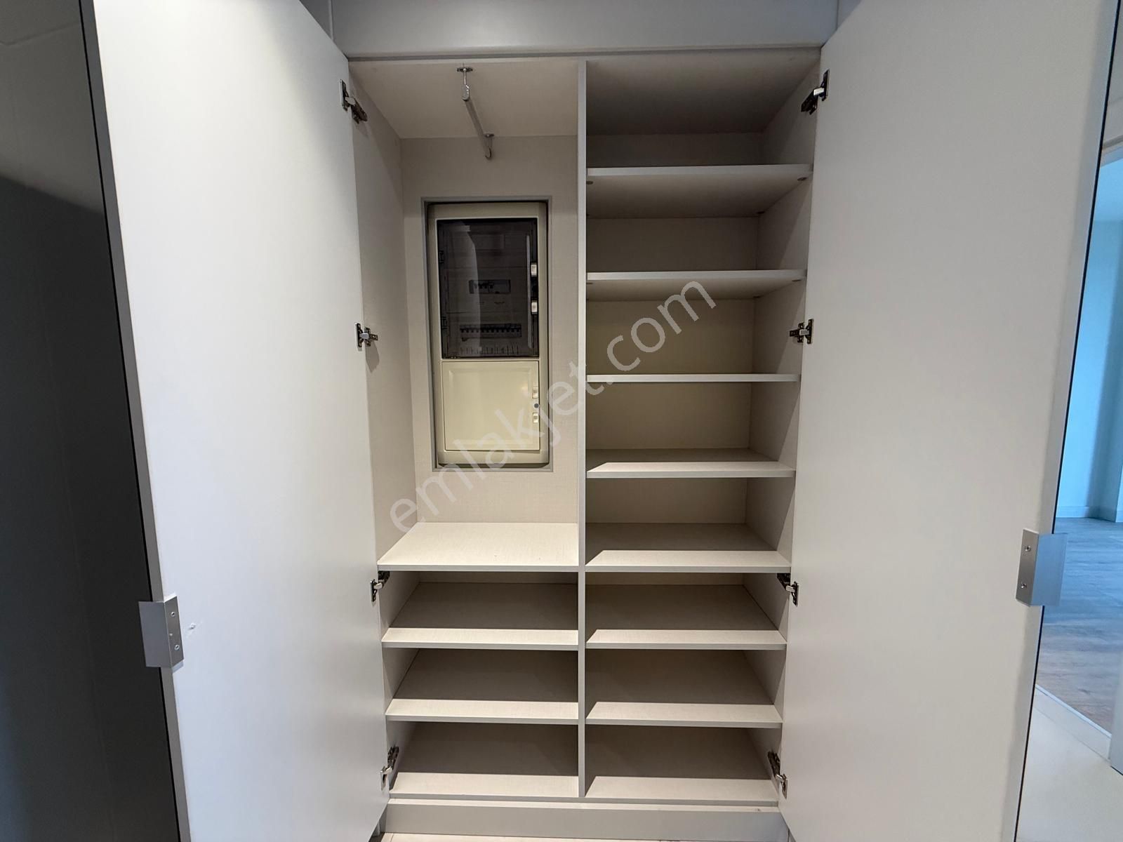 İstanbul House'dan Sinpaş Boulevard Sitesinde 1+1 Ara Kat Daire - Görsel 11