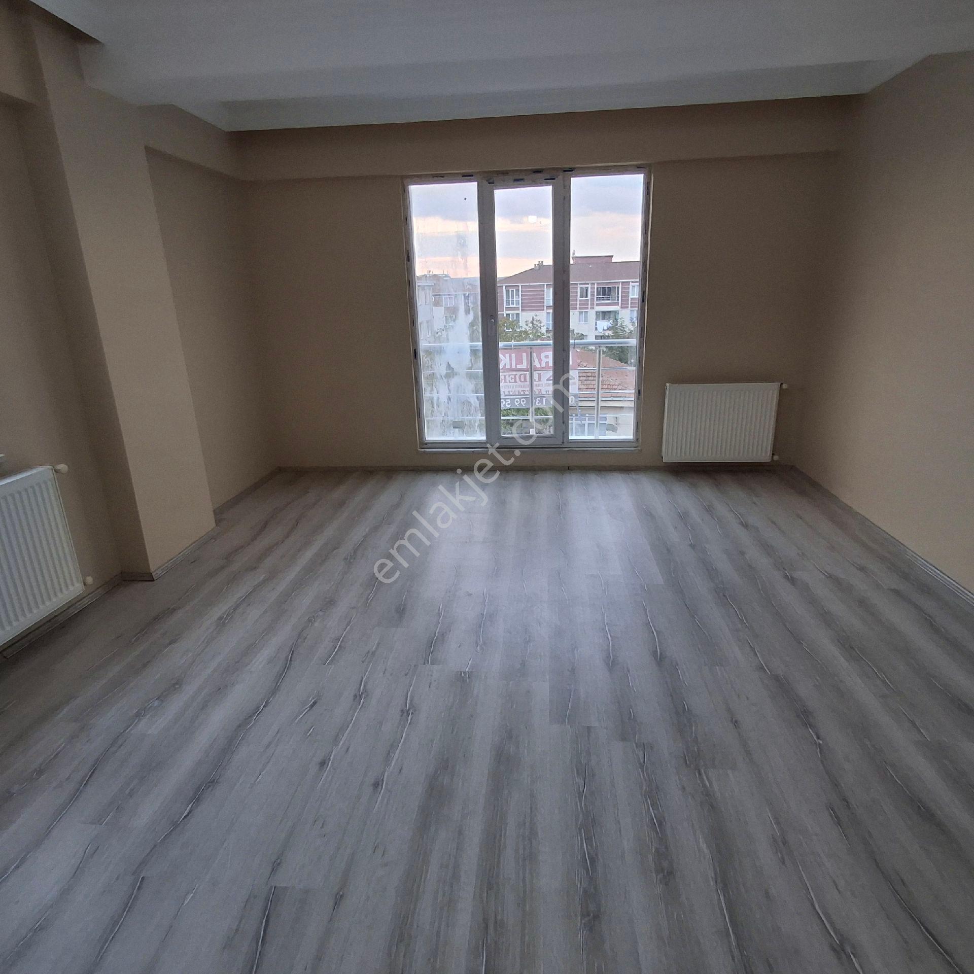 Tekirdağ Muratlı Kurtpınar Mah. De (2+1) 4.kat Aydınlık ,geniş Ferah Sıfır Daire Kiralıktır. - Görsel 32
