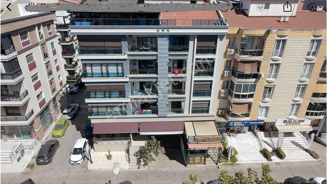 İzmir Karşıyaka'da 2+1 Satılık Bakımlı Da - Görsel 7