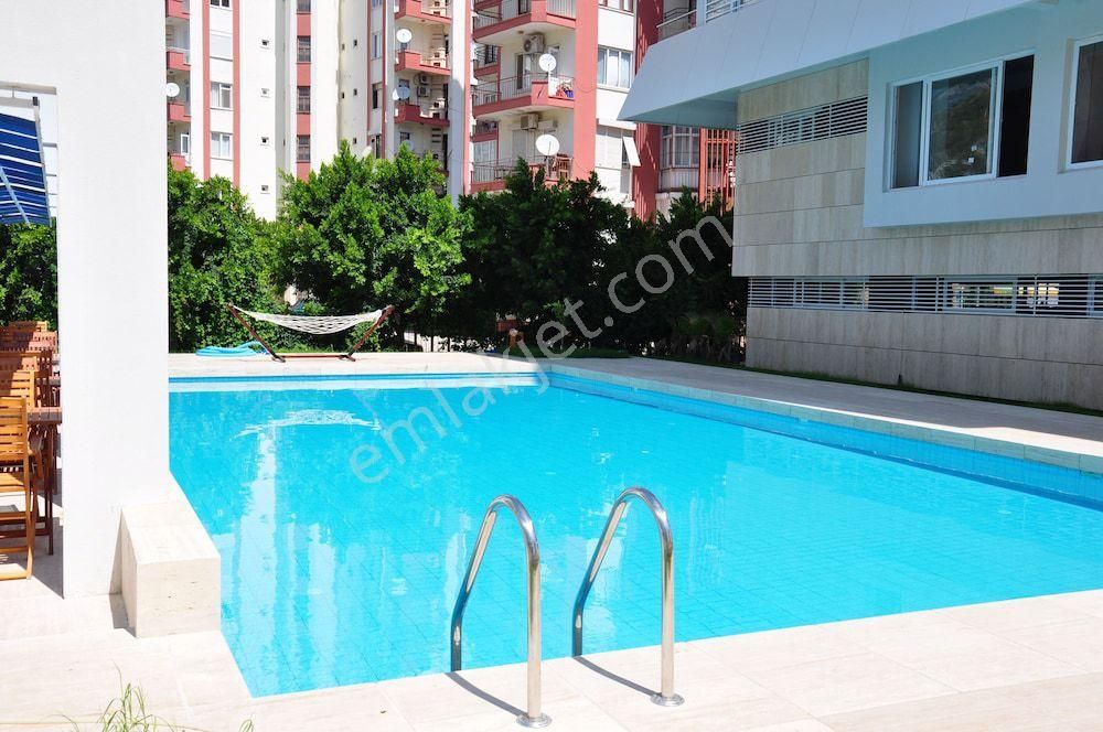 Konyaaltı Limanda 4+1 Dublex Daire