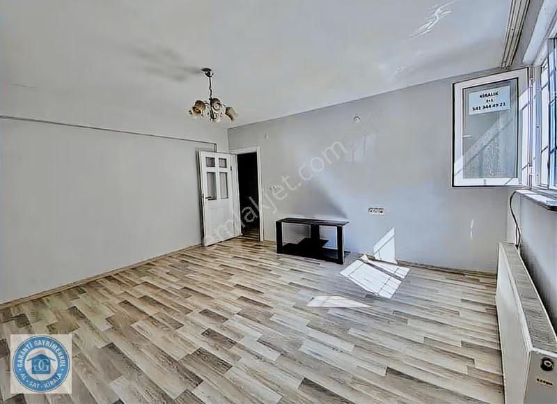 Kıraç Gazi Caddesine 2.parselde Satilik 3+1 Daire - Görsel 2