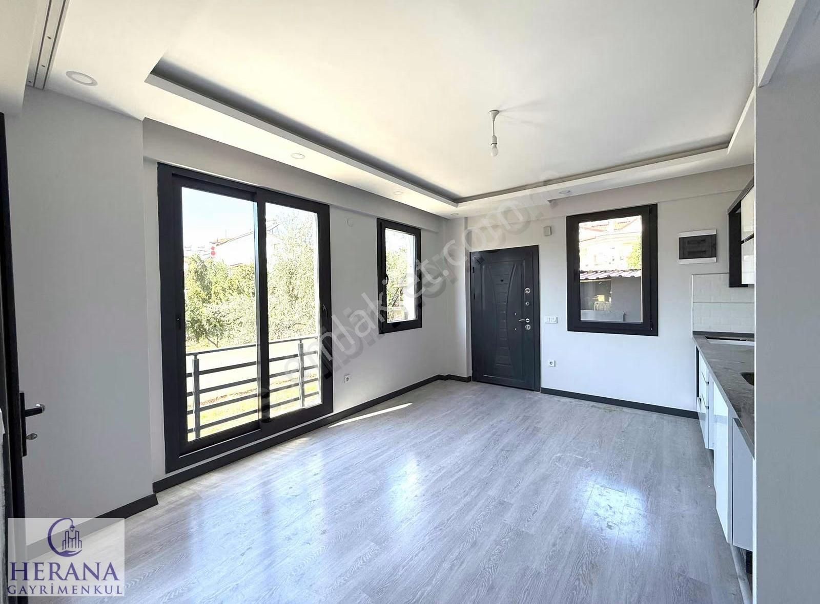 Foça'da Müstakil Girişli 2+1 Satılık Daire - Görsel 23