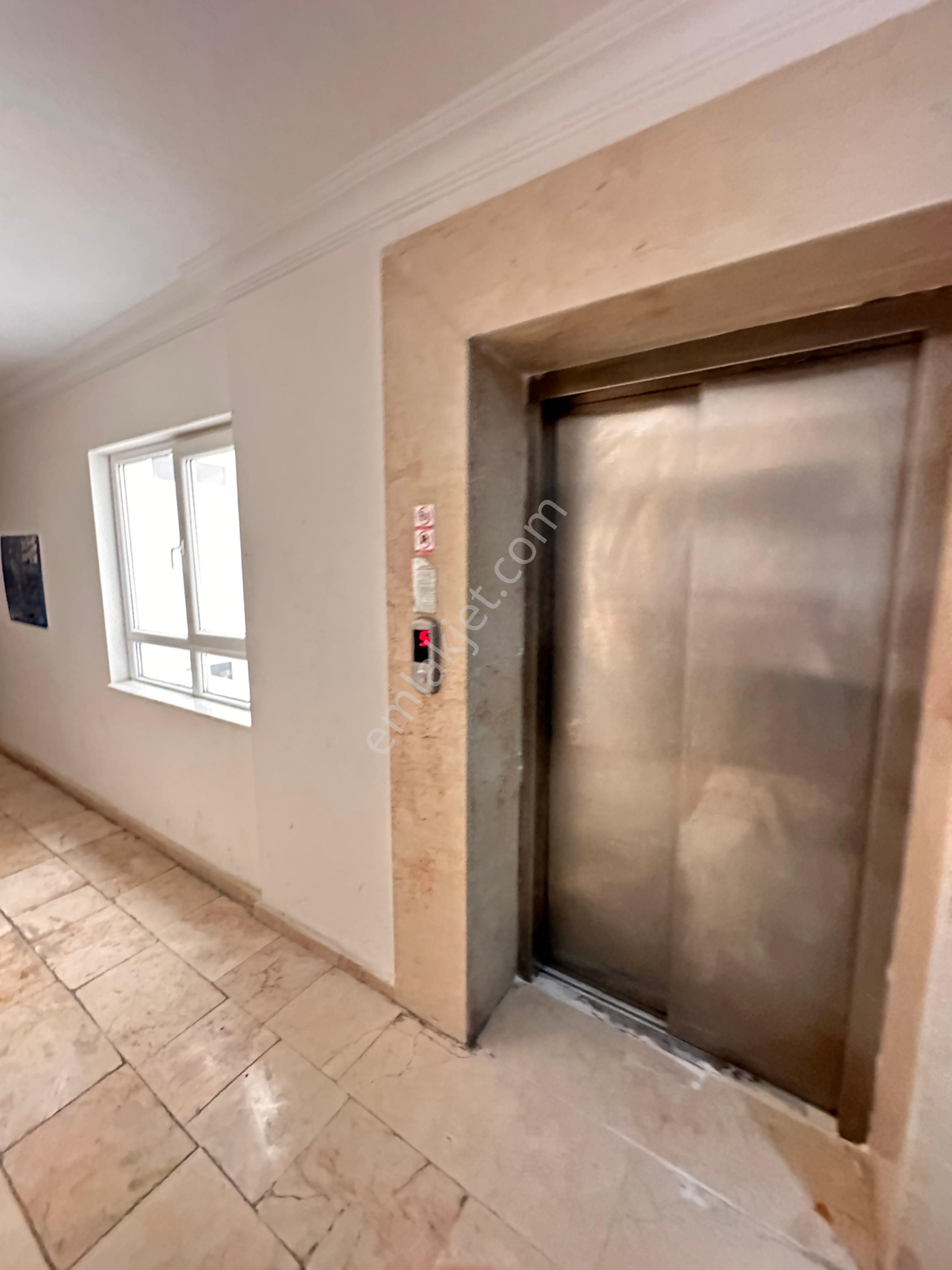 Şehitler De Sitede Katta Kiralık 3+1 Daire - Görsel 19