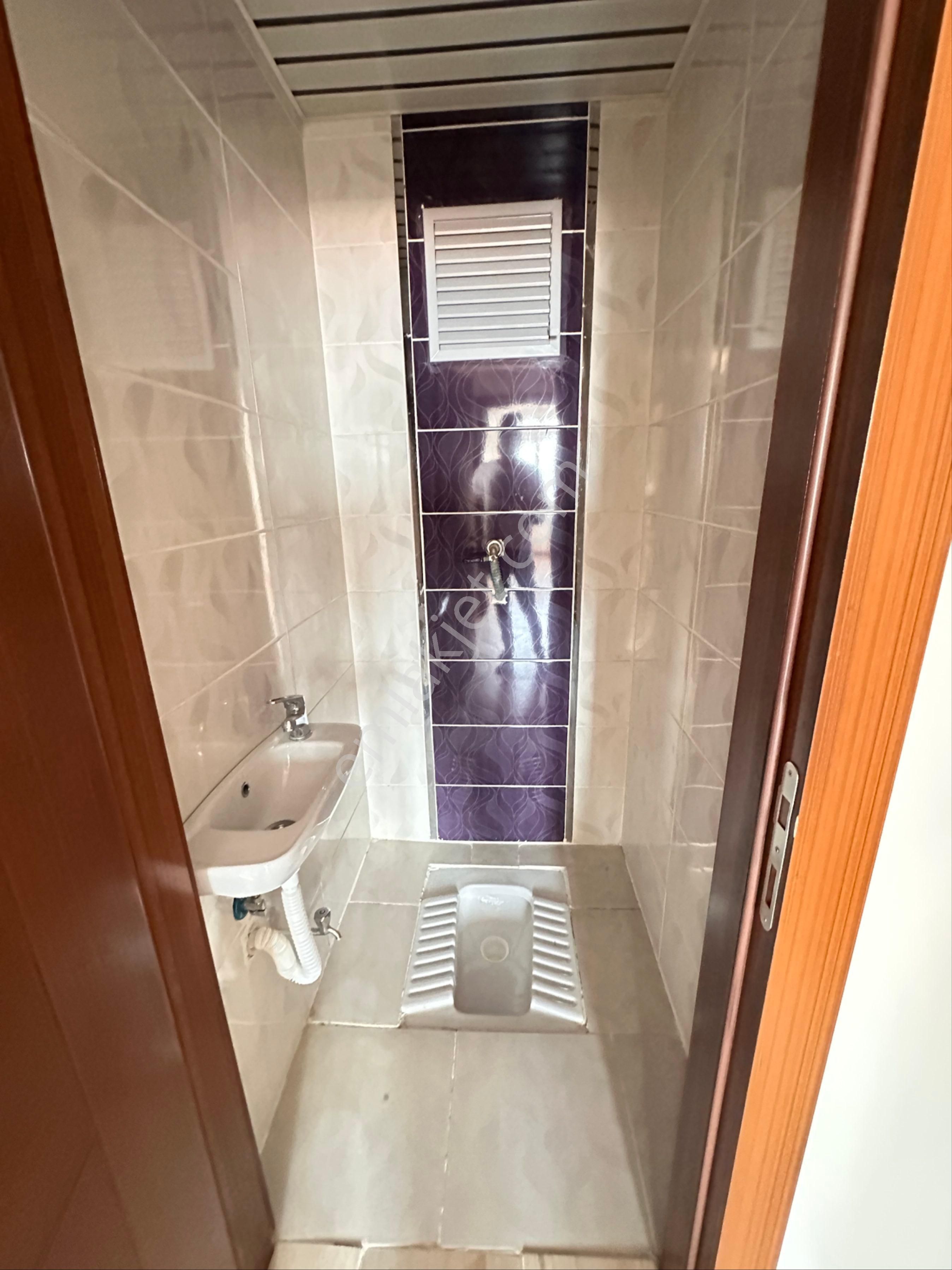 Şehitler De Sitede Katta Kiralık 3+1 Daire - Görsel 3