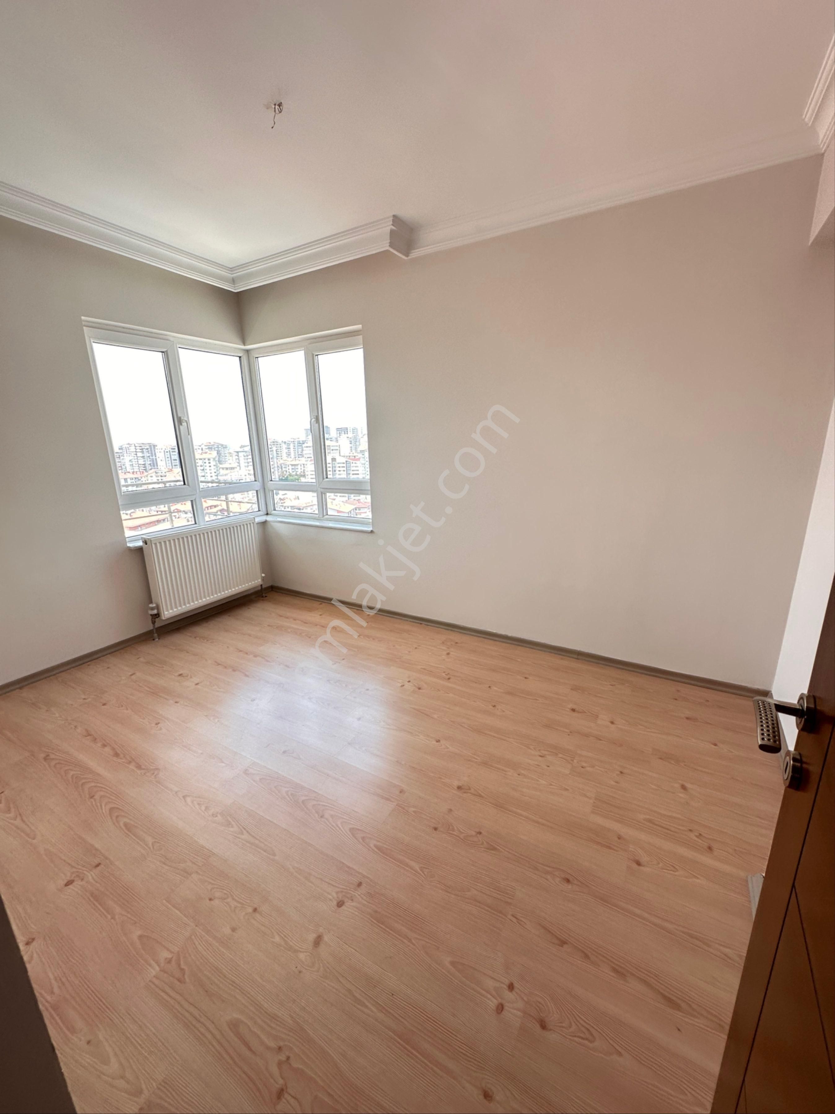 Şehitler De Sitede Katta Kiralık 3+1 Daire - Görsel 11