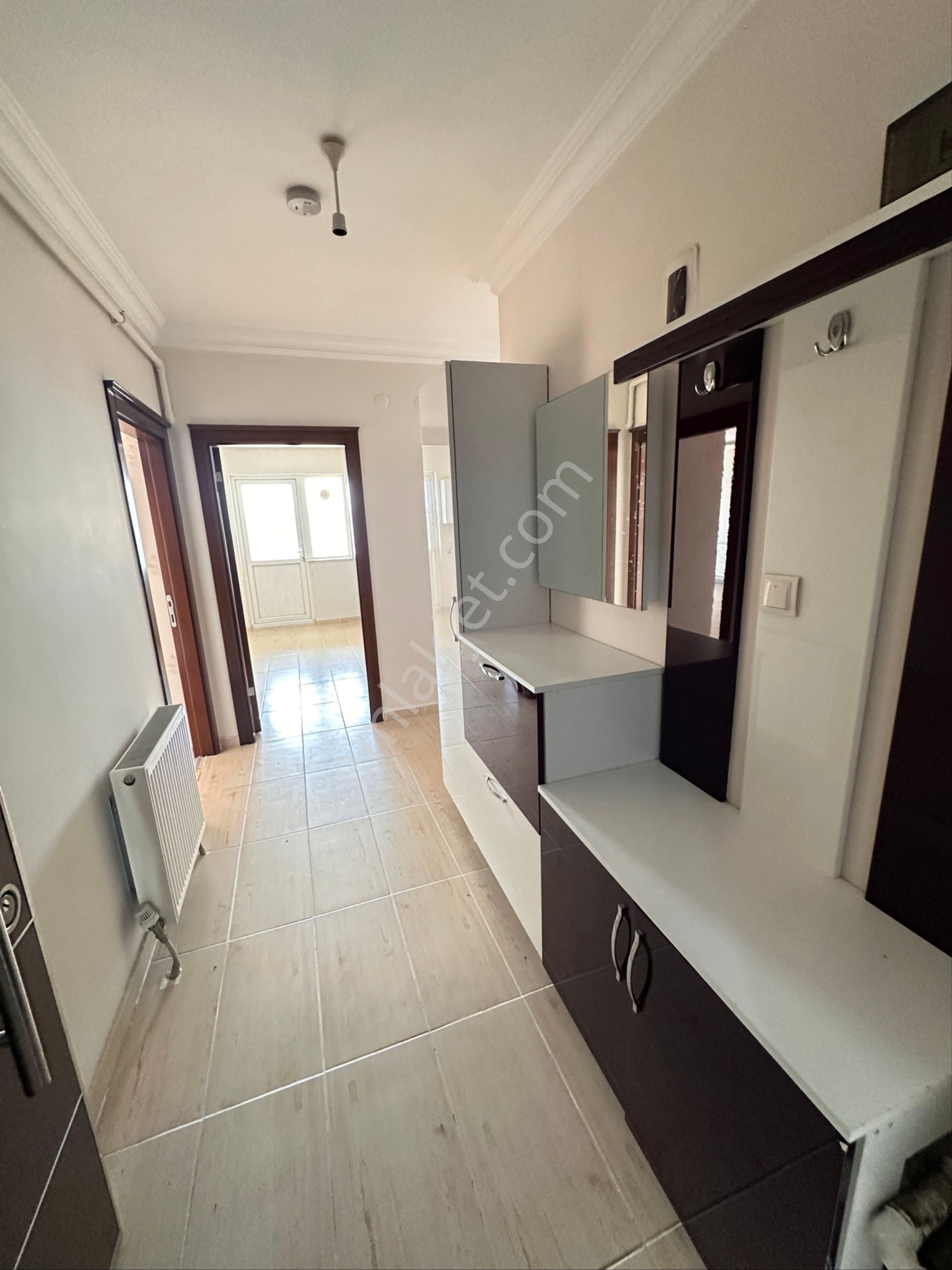 Şehitler De Sitede Katta Kiralık 3+1 Daire - Görsel 17