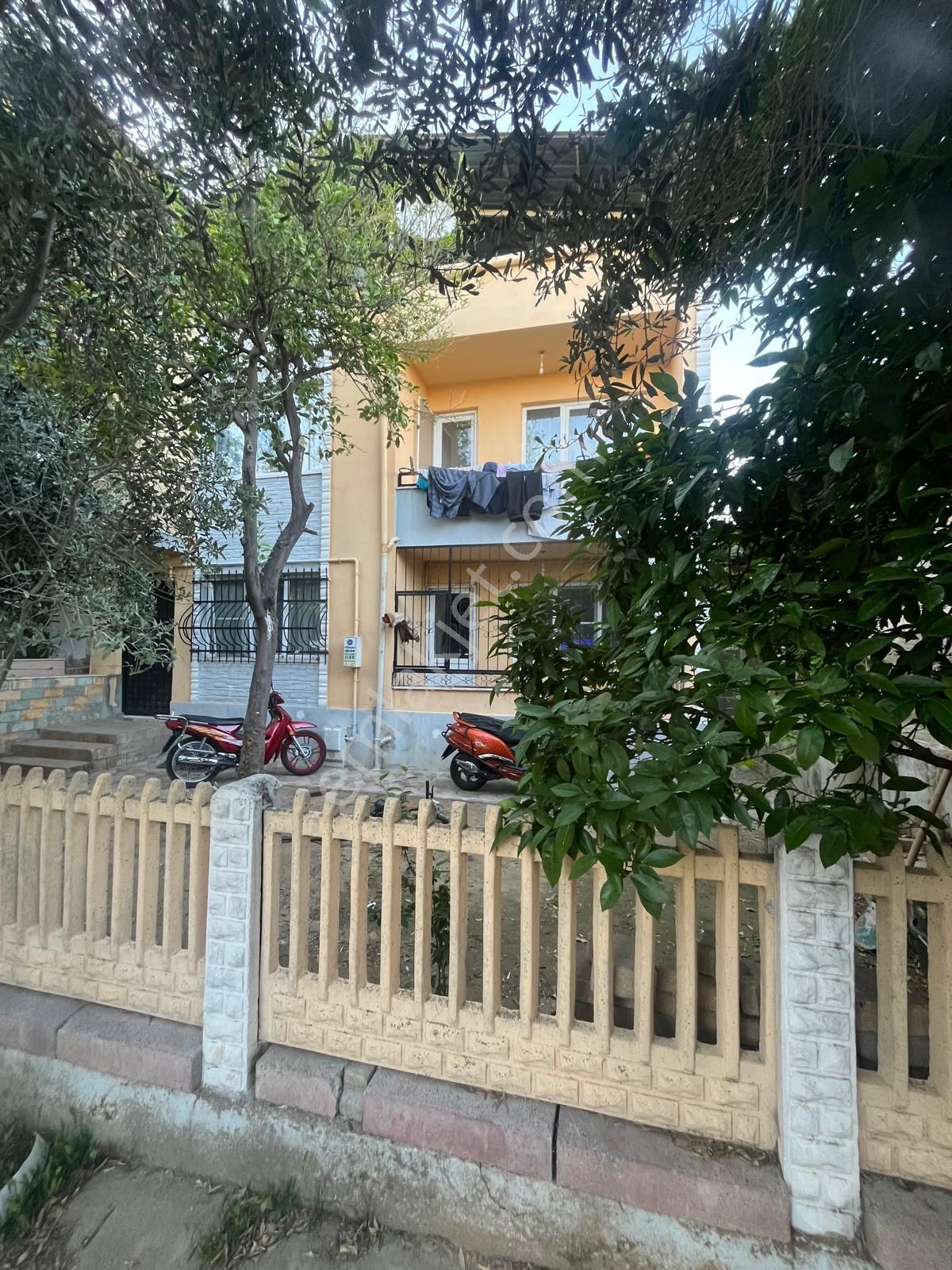 Yenimahhede Satılık Doğalgazlı Ve 2 Katlı Müstekil Ev - Görsel 13