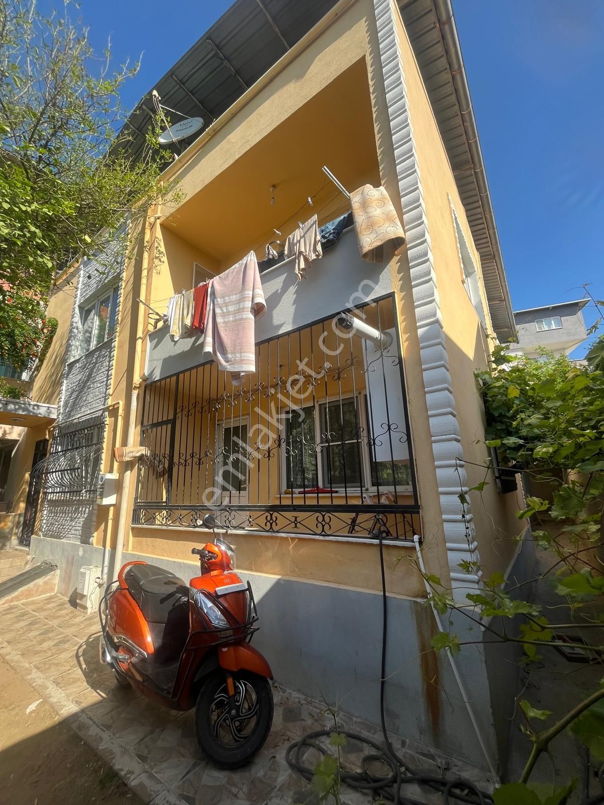 Yenimahhede Satılık Doğalgazlı Ve 2 Katlı Müstekil Ev - Görsel 7