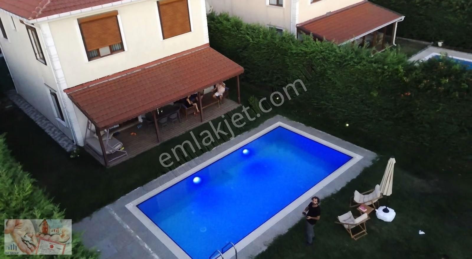 Silivri Enginkent Sitesinde Satılık Havuzlu Müstakil Villa - Görsel 2