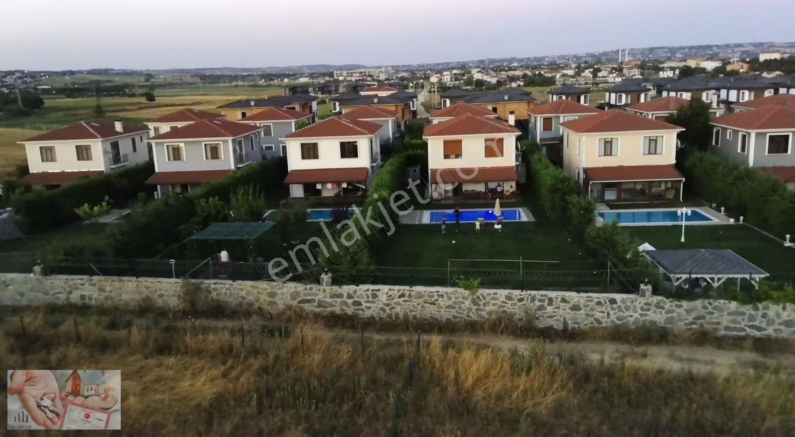 Silivri Enginkent Sitesinde Satılık Havuzlu Müstakil Villa - Görsel 3