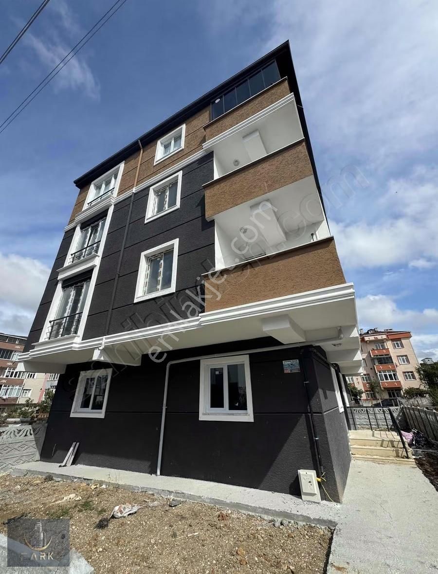 Yunus Emre De Satılık Uygun Fiyatlı Ara Kat Ön Cephe 2+1