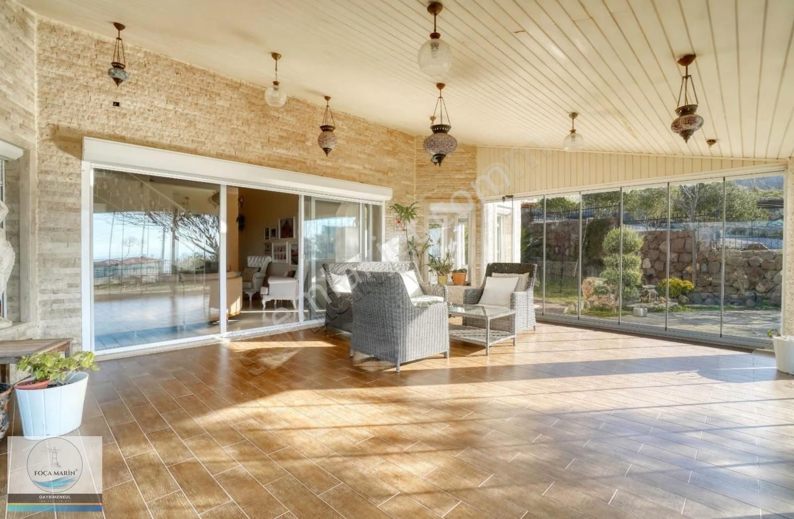 Foçaköy'de Geniş Bahçeli- Tam Müstakil Deniz Manzaralı Villa - Görsel 10