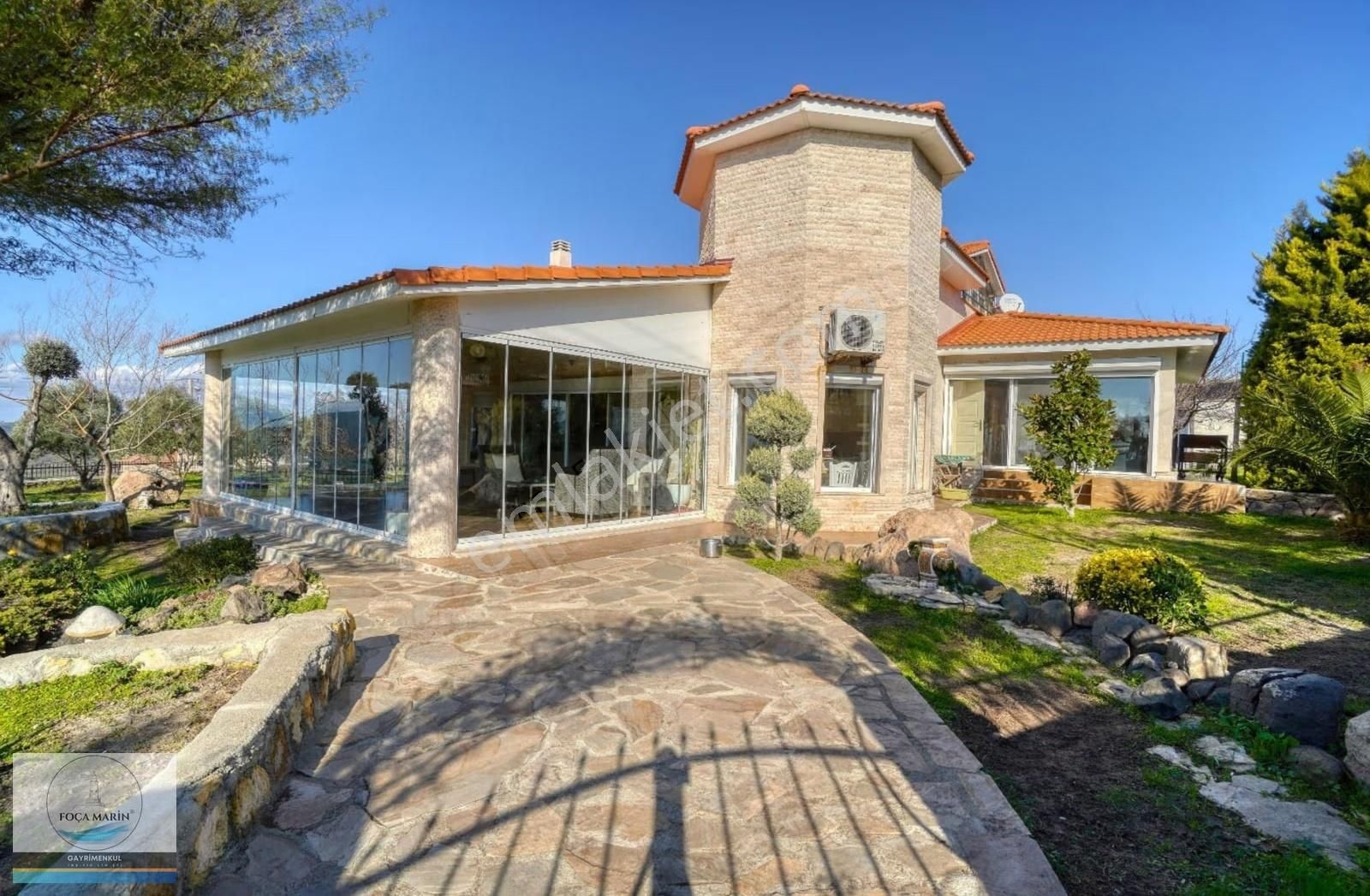 Foçaköy'de Geniş Bahçeli- Tam Müstakil Deniz Manzaralı Villa - Görsel 32