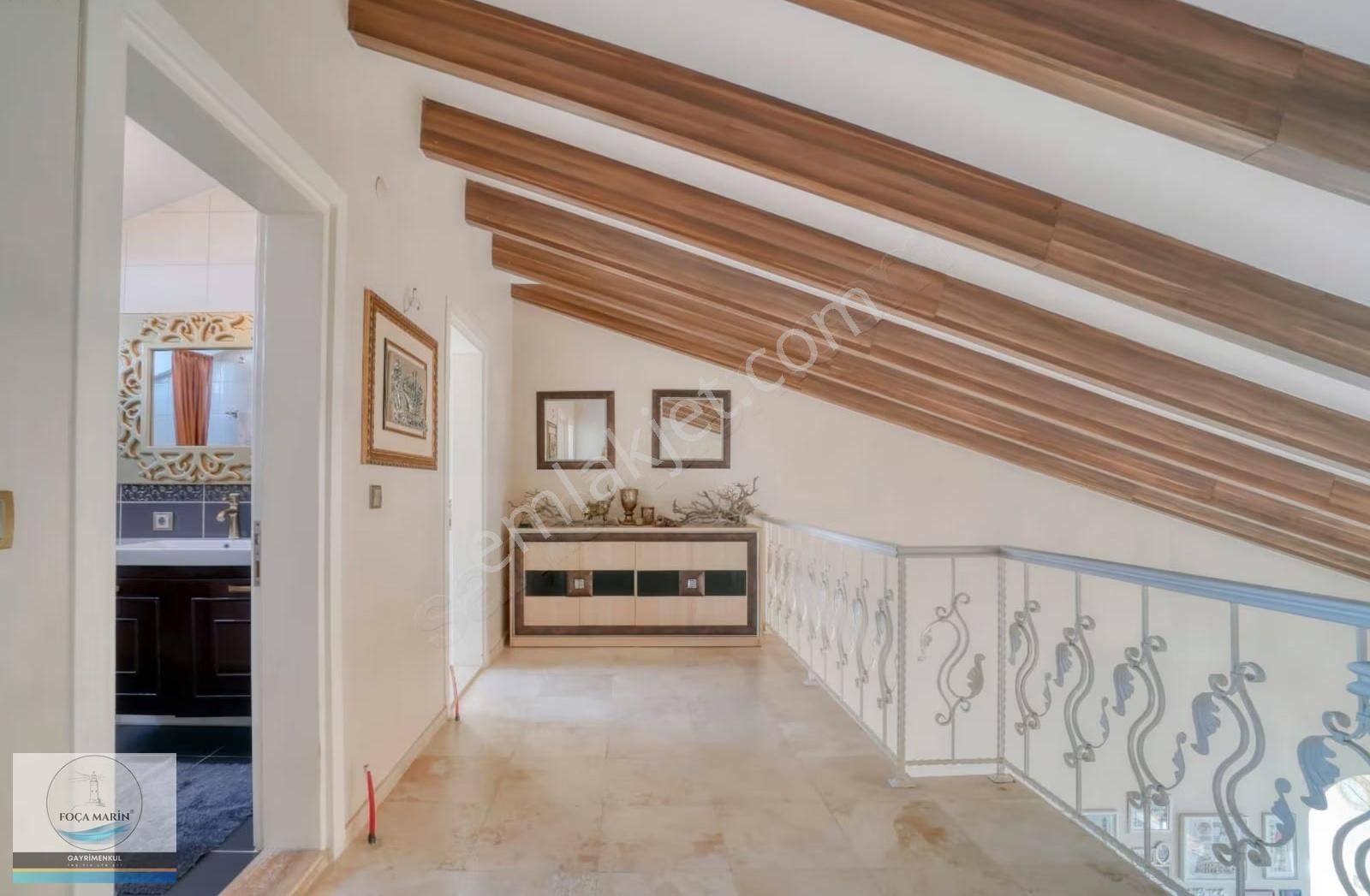 Foçaköy'de Geniş Bahçeli- Tam Müstakil Deniz Manzaralı Villa - Görsel 26