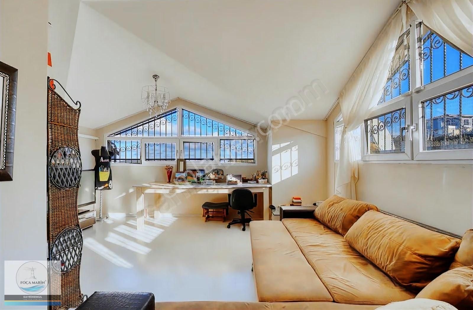 Foçaköy'de Geniş Bahçeli- Tam Müstakil Deniz Manzaralı Villa - Görsel 27