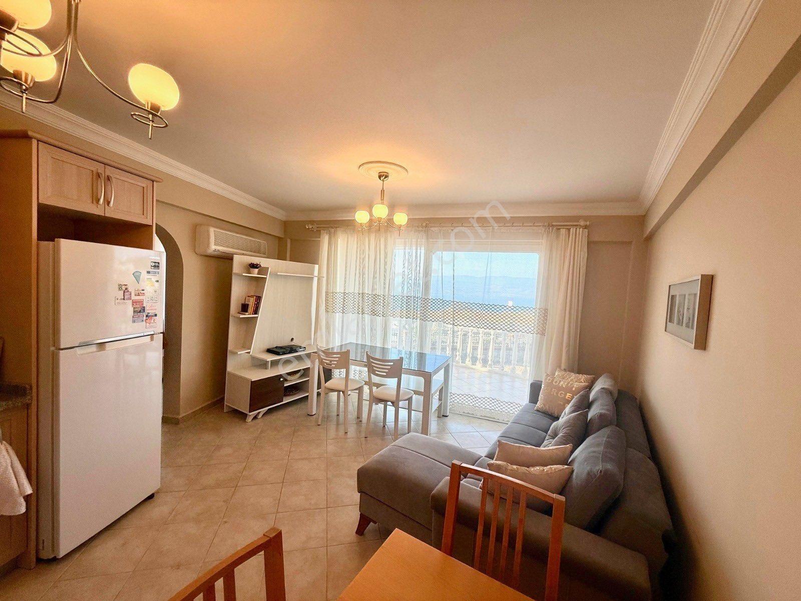 Full Deniz Manzaralı Daire Özel Plajlı Sitede Ön Bloklarda Bulunmaz Konum Fırsatı Kaçırmayın - Görsel 17