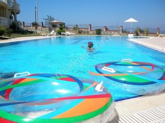 Full Deniz Manzaralı Daire Özel Plajlı Sitede Ön Bloklarda Bulunmaz Konum Fırsatı Kaçırmayın - Görsel 26