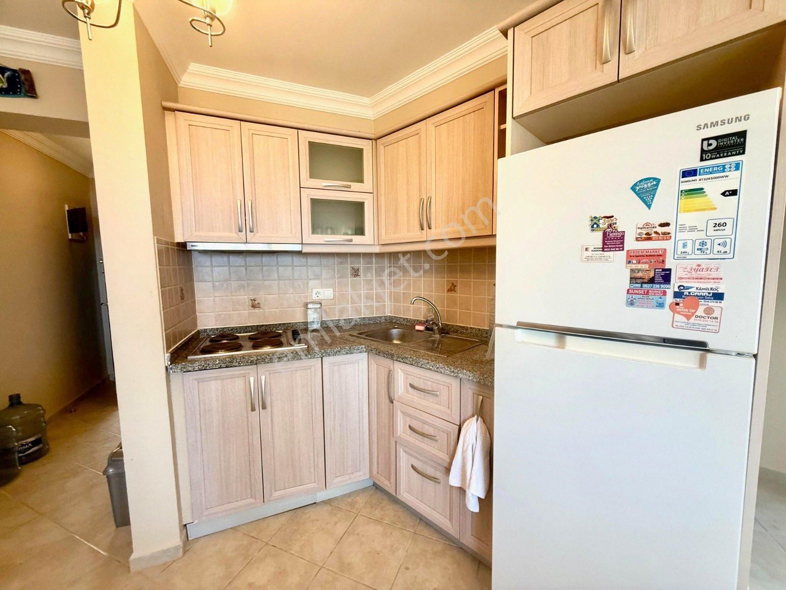 Full Deniz Manzaralı Daire Özel Plajlı Sitede Ön Bloklarda Bulunmaz Konum Fırsatı Kaçırmayın - Görsel 16