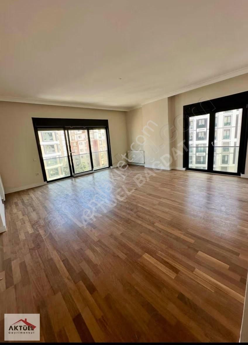 Aktüel'den Suadiyede Bağdata Yakın 3+1 Satılık Daire