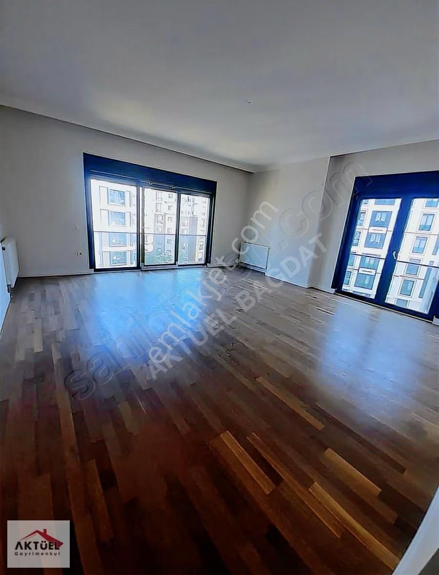 Aktüel'den Suadiye Bağdat Caddesine 1.paralel'de Balkonlu Lüks - Görsel 15