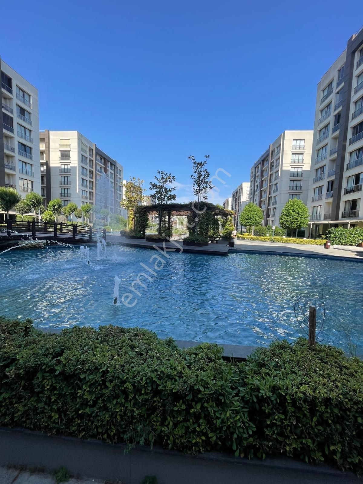 Beylikdüzü Kalekent Sitesi 2+1 93 M2 Yarı Peyzaj Cepheli Gizli Mutfak Harika Bir Daire Satılıktır - Görsel 10