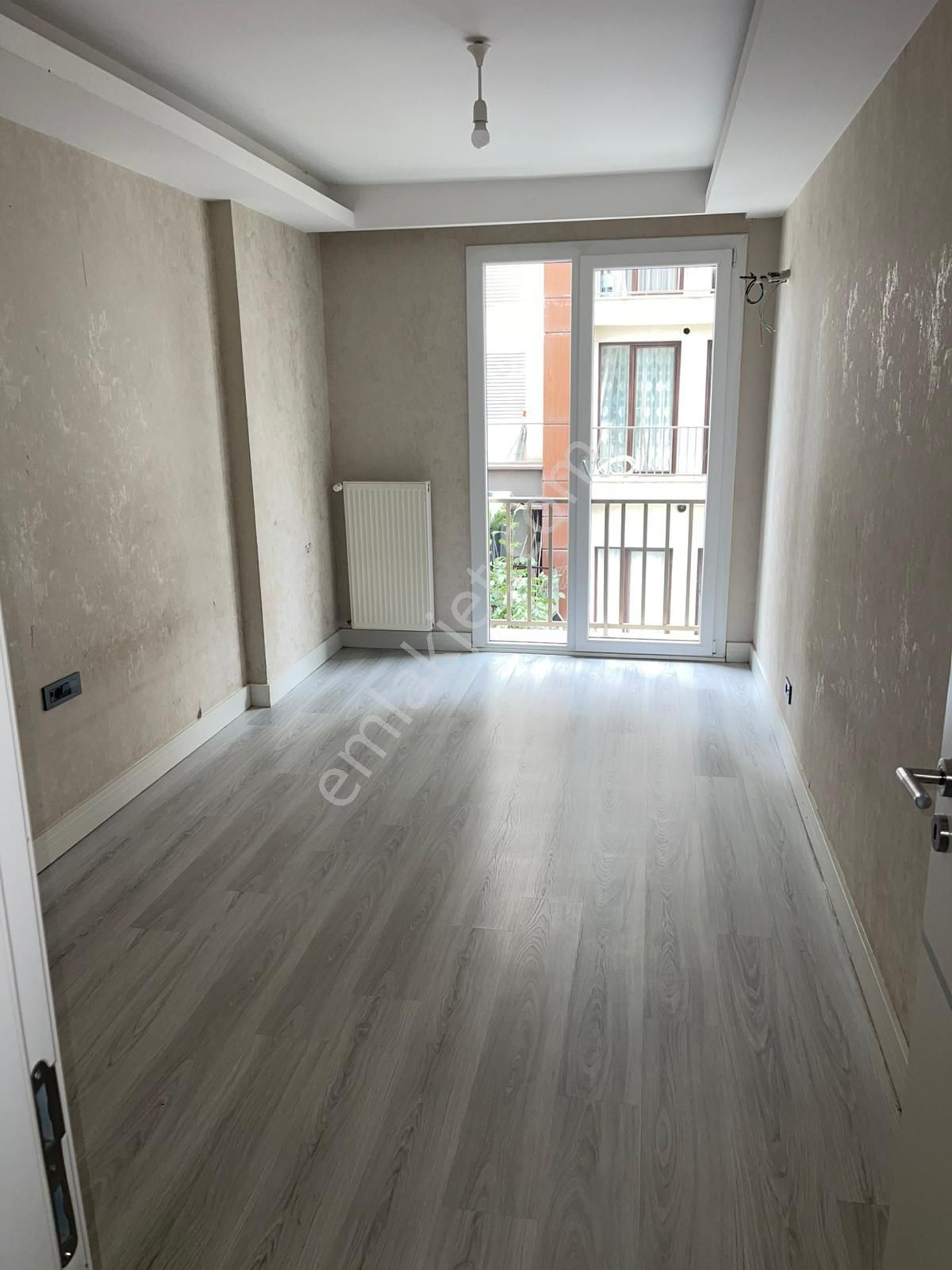Beylikdüzü Kalekent Sitesi 2+1 93 M2 Yarı Peyzaj Cepheli Gizli Mutfak Harika Bir Daire Satılıktır - Görsel 18