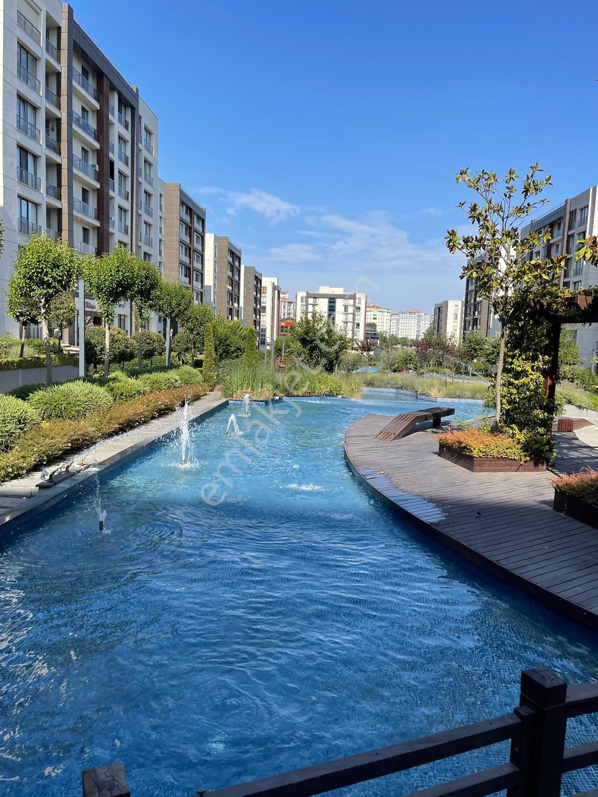 Beylikdüzü Kalekent Sitesi 2+1 93 M2 Yarı Peyzaj Cepheli Gizli Mutfak Harika Bir Daire Satılıktır - Görsel 9