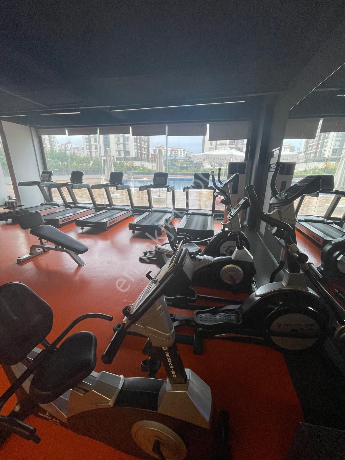 Beylikdüzü Kalekent Sitesi 2+1 93 M2 Yarı Peyzaj Cepheli Gizli Mutfak Harika Bir Daire Satılıktır - Görsel 25