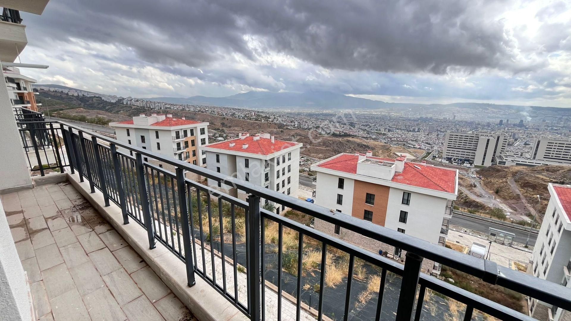 Toki 8.etap Şehir Hastane Yakını Deniz Manzara 3+1 Kiralık Daire - Görsel 3