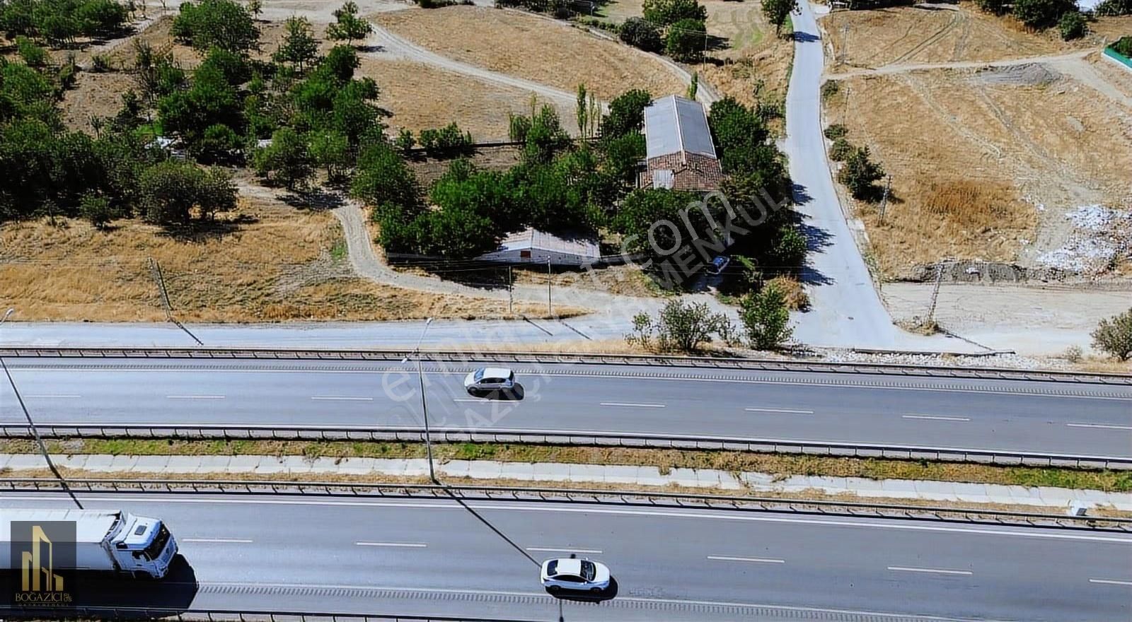 /boğaziçi Emlak/2.039 M2 Konut+ticari Arsa İçerisinde Evi Mevcut - Görsel 7