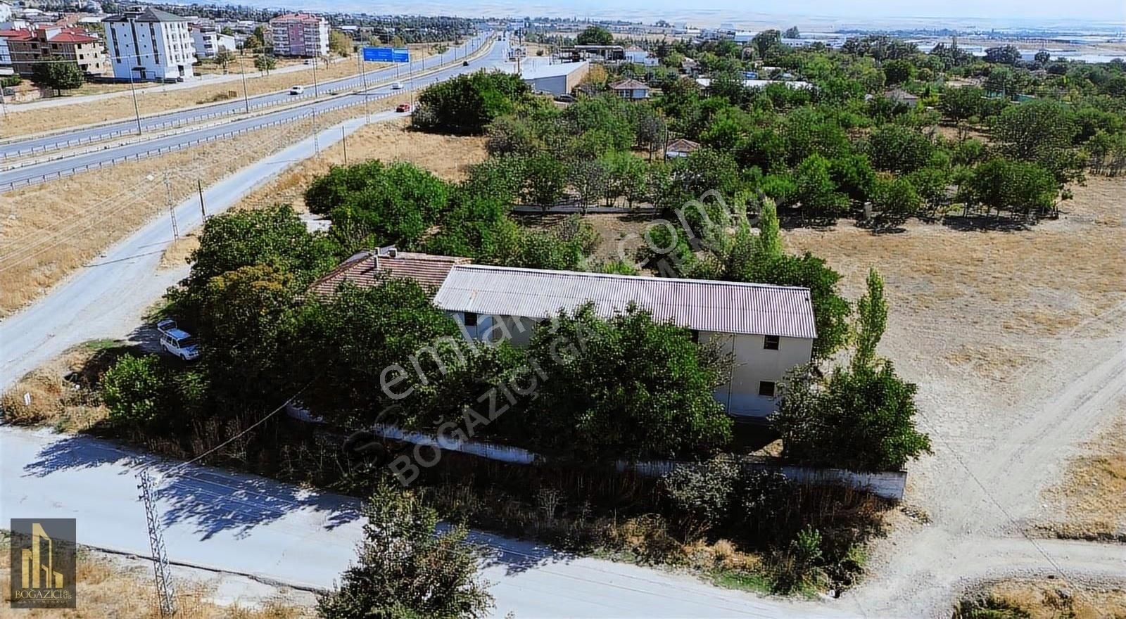 /boğaziçi Emlak/2.039 M2 Konut+ticari Arsa İçerisinde Evi Mevcut - Görsel 5